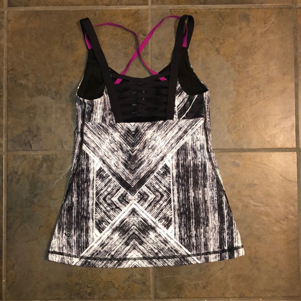 Lulu lemon workout tank